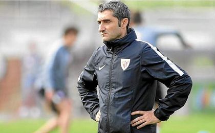 Valverde, fuera de la órbita del Sevilla Valverde, fuera de la órbita del Sevilla