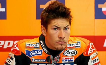 Nicky Hayden ha sido atropellado. Nicky Hayden ha sido atropellado.