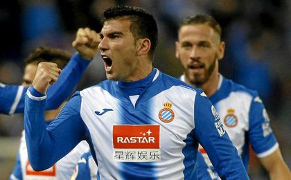 Reyes celebra el gol conseguido ante el Betis. Reyes celebra el gol conseguido ante el Betis.