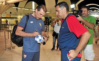 Arias ha firmado a cinco jugadores. Arias ha firmado a cinco jugadores.