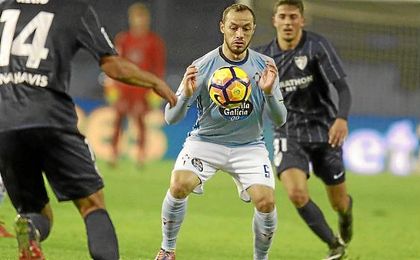 Marcelo Díaz, en un partido con el Celta de Vigo. Marcelo Díaz, en un partido con el Celta de Vigo.