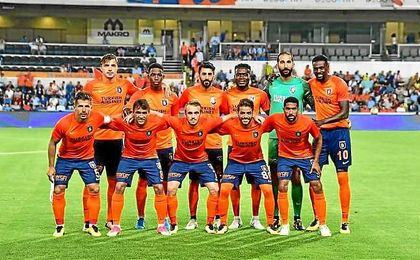 El Basaksehir ha eliminado al Brujas belga en la tercera ronda. El Basaksehir ha eliminado al Brujas belga en la tercera ronda.