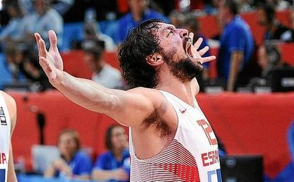 El baloncesto español anima a Llull tras su grave lesión El baloncesto español anima a Llull tras su grave lesión