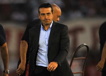 Delfín debutará internacionalmente en un amistoso frente a Alianza Lima Delfín debutará internacionalmente en un amistoso frente a Alianza Lima