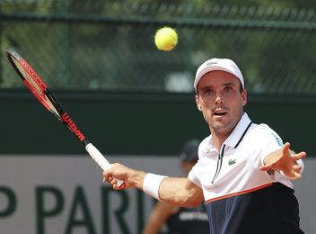 Bautista pasa a semifinales en Winston-Salem junto con Struff, Edmund y Dzumbur Bautista pasa a semifinales en Winston-Salem junto con Struff, Edmund y Dzumbur