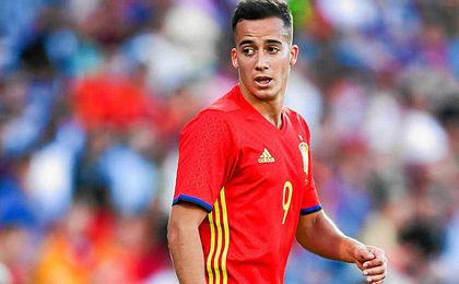 Lucas Vázquez sustituye a Vitolo con España Lucas Vázquez sustituye a Vitolo con España