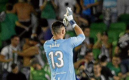 Adán se hace centenario Adán se hace centenario