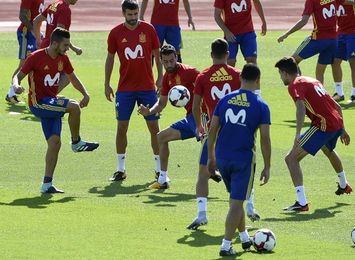 España sigue preparando el duelo ante Italia con Reina como protagonista España sigue preparando el duelo ante Italia con Reina como protagonista