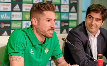 El centrocampista pide prudencia a la afición e ir partido a partido. El centrocampista pide prudencia a la afición e ir partido a partido.