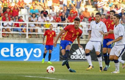 3-0. La regenerada ´Rojita´ demuestra hechuras ante una Italia menos experta 3-0. La regenerada ´Rojita´ demuestra hechuras ante una Italia menos experta