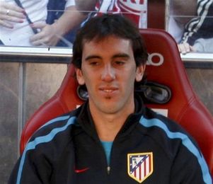 Pereira debuta en el Valencia, Godín y Gabi en el banquillo del Atlético Pereira debuta en el Valencia, Godín y Gabi en el banquillo del Atlético