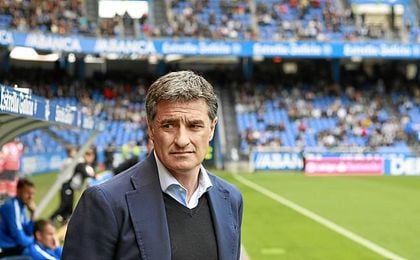 Míchel regresa a Nervión. Míchel regresa a Nervión.