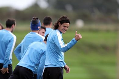 Uruguay, más cerca de Rusia gracias a Cavani y el fortín llamado Centenario Uruguay, más cerca de Rusia gracias a Cavani y el fortín llamado Centenario