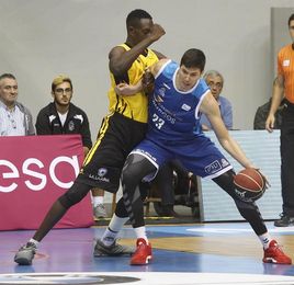 El San Pablo, a resarcirse de la derrota en su debut a costa de Unicaja El San Pablo, a resarcirse de la derrota en su debut a costa de Unicaja