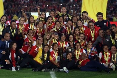 Santa Fe viaja a Paraguay para jugar su primera Copa Libertadores femenina Santa Fe viaja a Paraguay para jugar su primera Copa Libertadores femenina