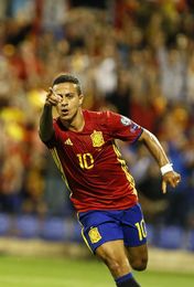 Thiago Alcántara baja ante Israel por un esguince en el ligamento interno Thiago Alcántara baja ante Israel por un esguince en el ligamento interno