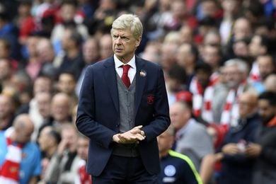 Wenger dice que el Barcelona no debería ser invitado a la liga inglesa Wenger dice que el Barcelona no debería ser invitado a la liga inglesa