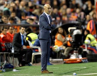 Pako Ayestarán trabaja la salida de balón de cara al partido contra el Celta Pako Ayestarán trabaja la salida de balón de cara al partido contra el Celta