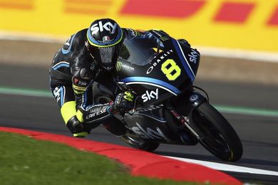 Bulega y Fenati dominan la jornada, el líder Mir con problemas Bulega y Fenati dominan la jornada, el líder Mir con problemas