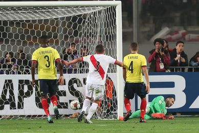 La FIFA considera el gol de Perú a Colombia como un autogol del portero David Ospina La FIFA considera el gol de Perú a Colombia como un autogol del portero David Ospina