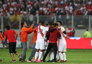 Perú y Nueva Zelanda piden a la FIFA jugar la repesca el 11 y el 15 de noviembre Perú y Nueva Zelanda piden a la FIFA jugar la repesca el 11 y el 15 de noviembre