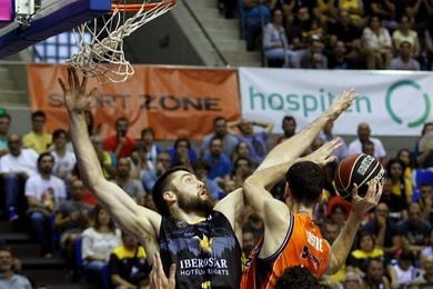 El Joventut busca su primer triunfo contra un sólido Tenerife El Joventut busca su primer triunfo contra un sólido Tenerife