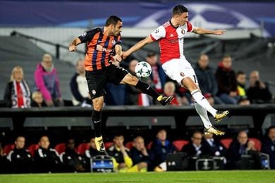 1-2. El Shakhtar Donetsk aniquila al Feyenoord y se coloca segundo de grupo 1-2. El Shakhtar Donetsk aniquila al Feyenoord y se coloca segundo de grupo
