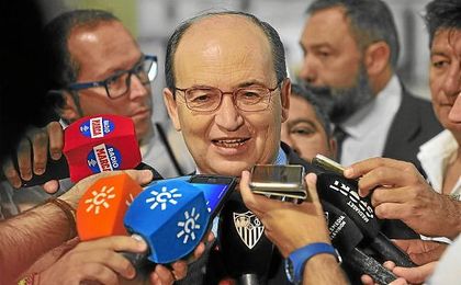 José Castro habló tras el partido para ratificar a Berizzo. José Castro habló tras el partido para ratificar a Berizzo.