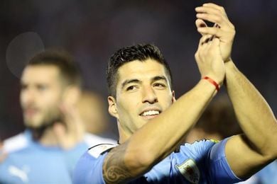 Suárez brinda apoyo a futbolista uruguayo discriminado por su discapacidad Suárez brinda apoyo a futbolista uruguayo discriminado por su discapacidad
