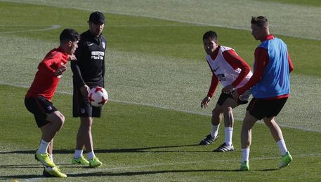El canterano Toni Moya entra en la convocatoria en lugar de Juanfran Torres El canterano Toni Moya entra en la convocatoria en lugar de Juanfran Torres