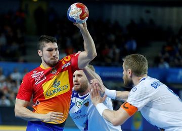 24-26. Los hermanos Dujshebaev conducen a España a un triunfo de prestigio 24-26. Los hermanos Dujshebaev conducen a España a un triunfo de prestigio