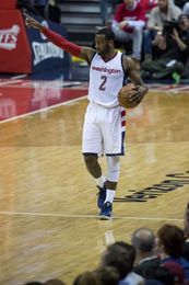 83-110. Wall lidera el resurgir ganador de los Wizards ante los devaluados Kings 83-110. Wall lidera el resurgir ganador de los Wizards ante los devaluados Kings