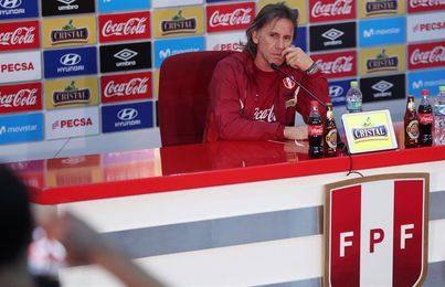 Perú comienza a preparar con trece jugadores la repesca ante Nueva Zelanda Perú comienza a preparar con trece jugadores la repesca ante Nueva Zelanda