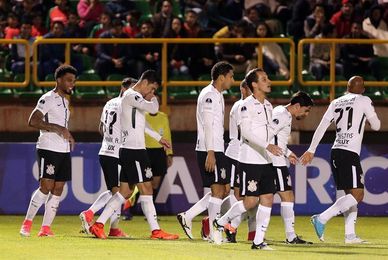 Corinthians y Palmeiras protagonizan el derbi que puede decidir el título en Brasil Corinthians y Palmeiras protagonizan el derbi que puede decidir el título en Brasil