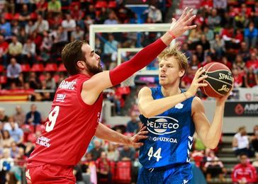 97-73. El Tecnyconta suma su tercer triunfo consecutivo arrollando a Delteco 97-73. El Tecnyconta suma su tercer triunfo consecutivo arrollando a Delteco