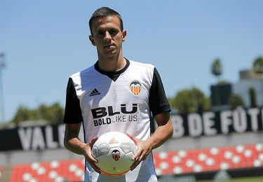 Maksimovic, convocado con Serbia para jugar ante China y Corea Maksimovic, convocado con Serbia para jugar ante China y Corea