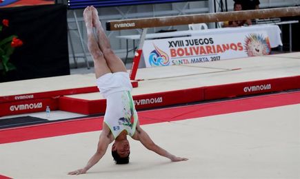 El gimnasta guatemalteco Jorge Vega busca la final del caballo con arcos y del suelo El gimnasta guatemalteco Jorge Vega busca la final del caballo con arcos y del suelo