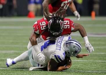27-7. Clayborn impone marca en "sacks" en el triunfo de los Falcons 27-7. Clayborn impone marca en "sacks" en el triunfo de los Falcons