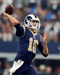 33-7. Woods y Goff derrotan a los Texans 33-7. Woods y Goff derrotan a los Texans