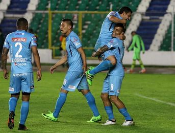 El Bolívar consolida su liderato en la liga de fútbol de Bolivia El Bolívar consolida su liderato en la liga de fútbol de Bolivia