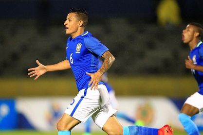 El Sevilla ultima el fichaje del lateral zurdo del Corinthians Guilherme Arana El Sevilla ultima el fichaje del lateral zurdo del Corinthians Guilherme Arana