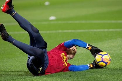 Asenjo: "Cada vez que vuelvo es como si volviera a debutar" Asenjo: "Cada vez que vuelvo es como si volviera a debutar"