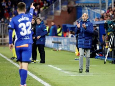 2-0. Ibai y Munir dan aire al Alavés ante la debilidad de Las Palmas 2-0. Ibai y Munir dan aire al Alavés ante la debilidad de Las Palmas