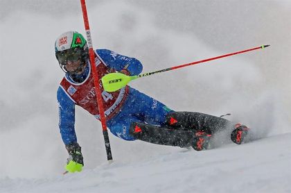 Hirscher se exhibe con remontada en Val d´Isere y supera a Giradelli Hirscher se exhibe con remontada en Val d´Isere y supera a Giradelli