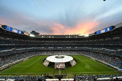 El Bernabéu cumple 70 años con la vista puesta en el futuro El Bernabéu cumple 70 años con la vista puesta en el futuro