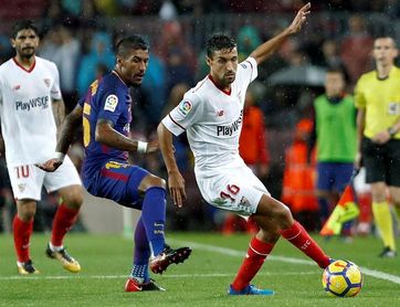 Navas se convierte en el jugador con mas partidos oficiales en el Sevilla Navas se convierte en el jugador con mas partidos oficiales en el Sevilla