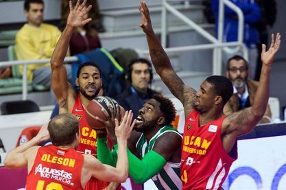 63-70. El Betis remonta 13 puntos y logra su segundo triunfo con un gran Kell 63-70. El Betis remonta 13 puntos y logra su segundo triunfo con un gran Kell