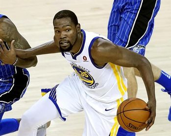 114-116. Durant brilla en la noche de la retirada de los números de Bryant 114-116. Durant brilla en la noche de la retirada de los números de Bryant