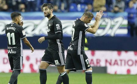 El récord de Joaquín y la felicitación de Casillas El récord de Joaquín y la felicitación de Casillas