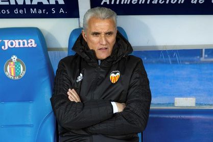 Uría: "Poner en duda la temporada del Valencia está fuera de lugar" Uría: "Poner en duda la temporada del Valencia está fuera de lugar"